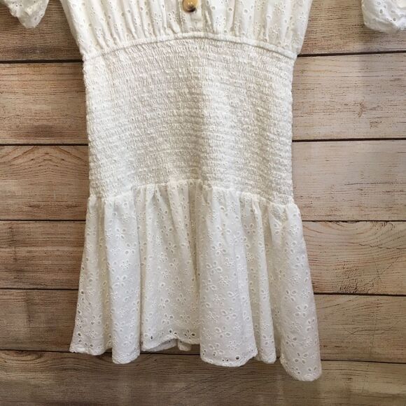 SKYLAR‎ + MADISON BOSS BABE DRESS IN WHITE EYELET - Picture 5 of 8